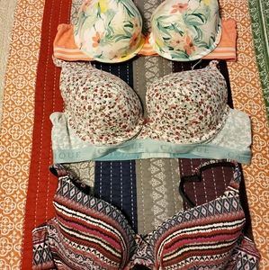 Set of 3 44c Torrid Bras